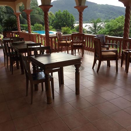 Bayview Villa -Sea Side Villa Anse Boileau Ngoại thất bức ảnh