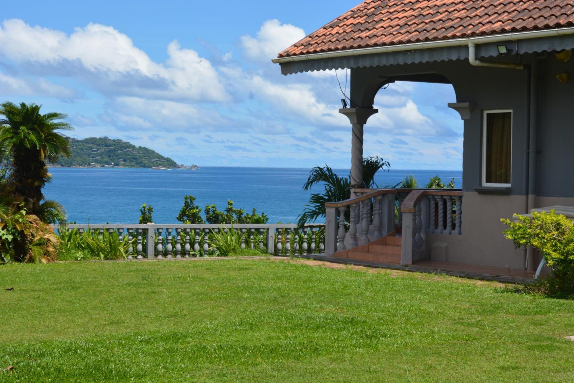 Bayview Villa -Sea Side Villa Anse Boileau Ngoại thất bức ảnh