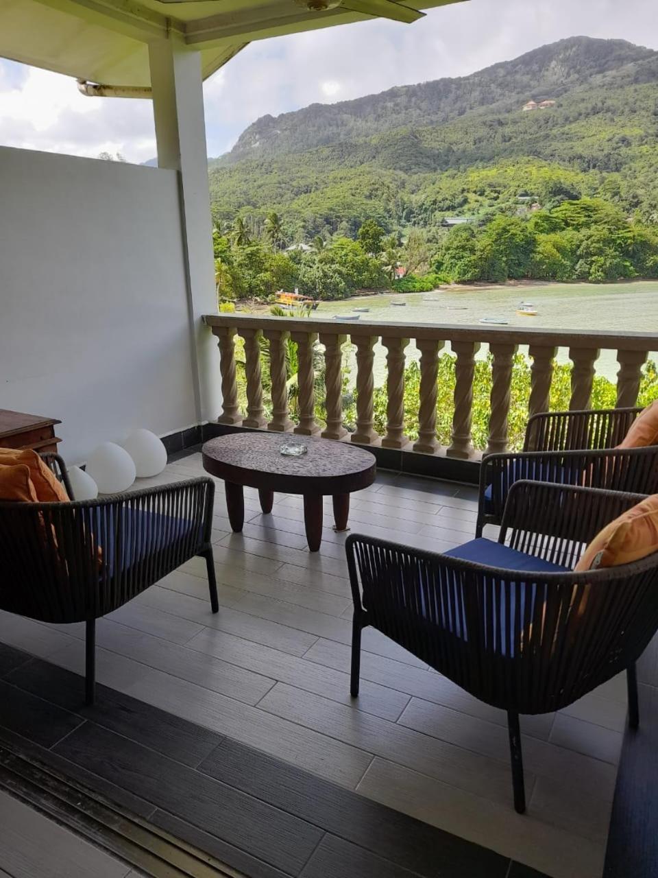 Bayview Villa -Sea Side Villa Anse Boileau Ngoại thất bức ảnh